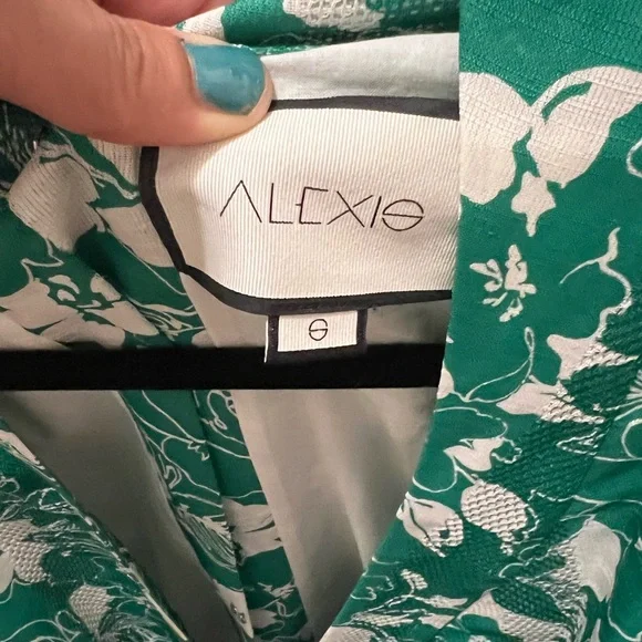 Alexis Neala Dress Size Small - Picture 5 of 5